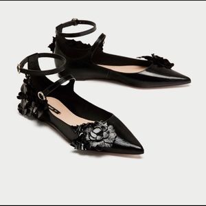 Zara Black Pointed Toe Flats